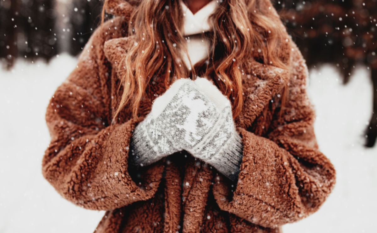 A woman in winter clothes. Photo from Canva.com.